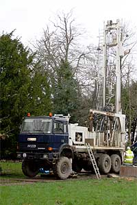 gryphon 16 tonne bore hole drilling rig